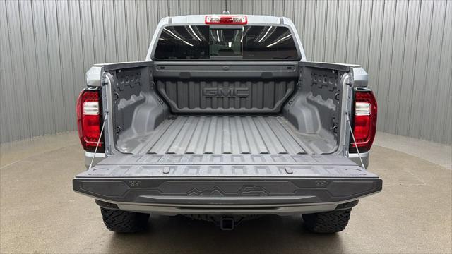 2025 GMC Canyon AT4 4WD