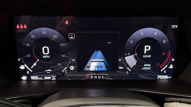 2025 GMC Canyon AT4 4WD