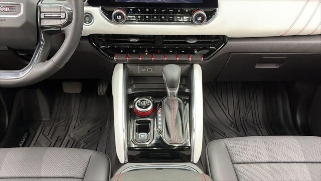2025 GMC Canyon AT4 4WD