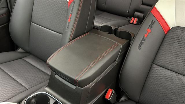 2025 GMC Canyon AT4 4WD