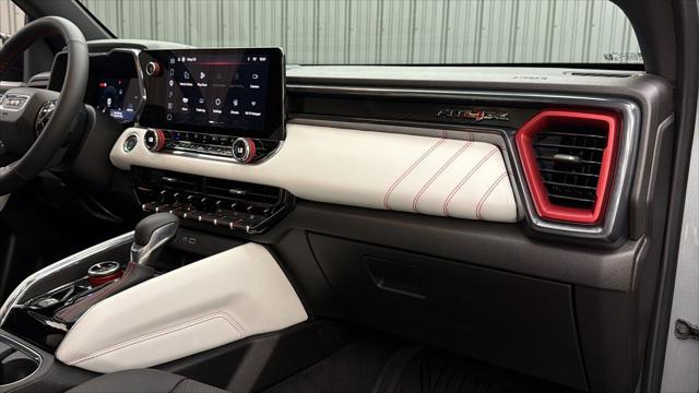 2025 GMC Canyon AT4 4WD