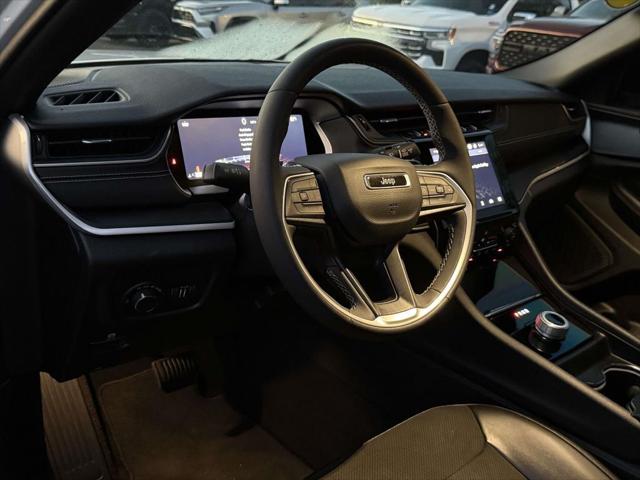 2023 Jeep Grand Cherokee L Altitude X 4x4