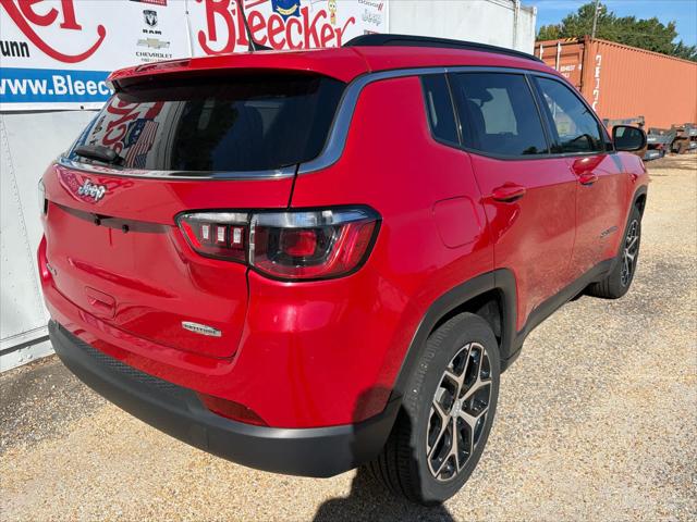 2024 Jeep Compass Latitude 4x4