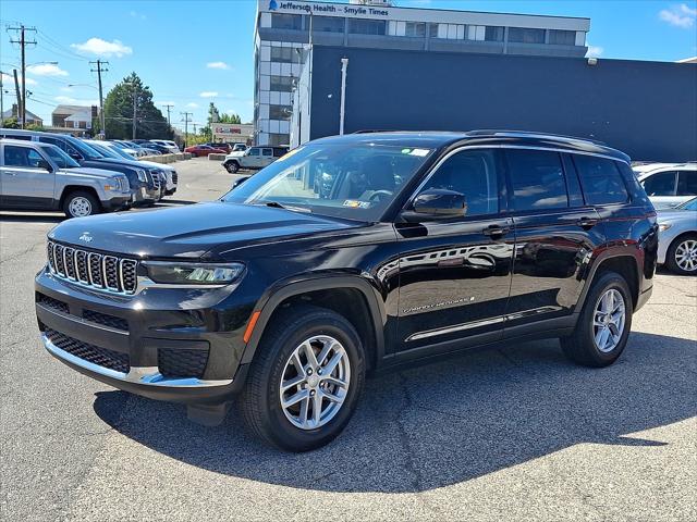 2023 Jeep Grand Cherokee L Laredo 4x4 2023 Jeep Grand Cherokee L Laredo 4x4