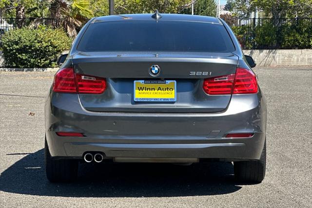 2015 BMW 3 Series 328i