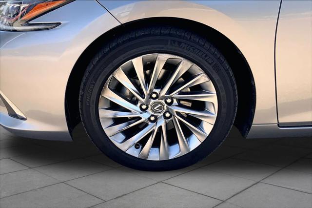 Used 2020 Lexus ES 350 Ultra Luxury For Sale in Lubbock, TX