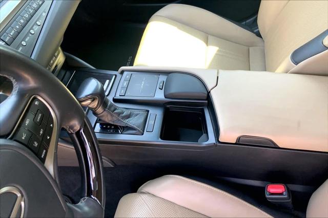 Used 2020 Lexus ES 350 Ultra Luxury For Sale in Lubbock, TX