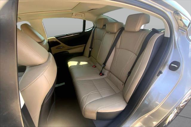 Used 2020 Lexus ES 350 Ultra Luxury For Sale in Lubbock, TX