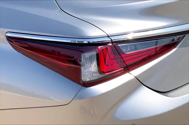 Used 2020 Lexus ES 350 Ultra Luxury For Sale in Lubbock, TX