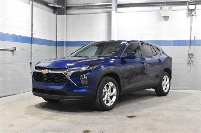 Used 2024 Chevrolet Trax FWD SP For Sale in Toledo, OH