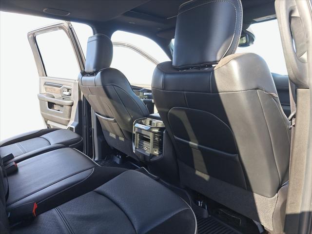 2020 Ram 3500 Laramie Crew Cab 4x4 64 Box