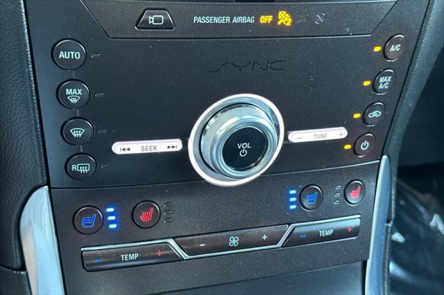 2020 Ford Edge Titanium