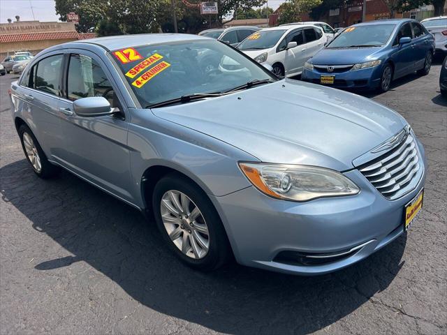 2012 Chrysler 200 Touring