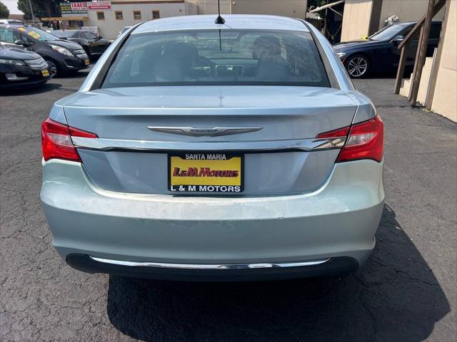 2012 Chrysler 200 Touring
