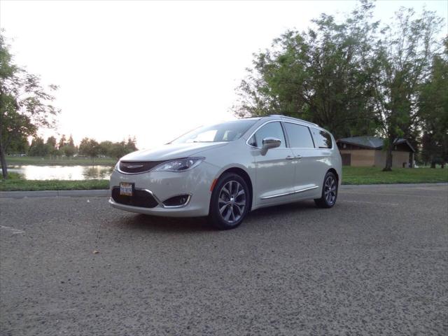 2017 Chrysler Pacifica Limited for sale in Turlock, CA