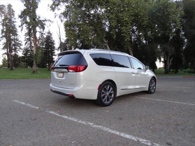 2017 Chrysler Pacifica Limited