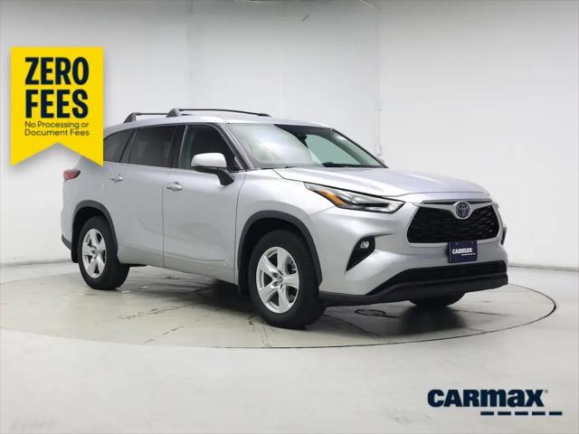 2022 Toyota Highlander Hybrid LE for sale in Madison, WI