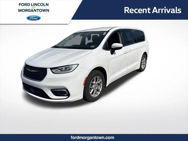 2023 Chrysler Pacifica Touring L for sale in Morgantown, WV