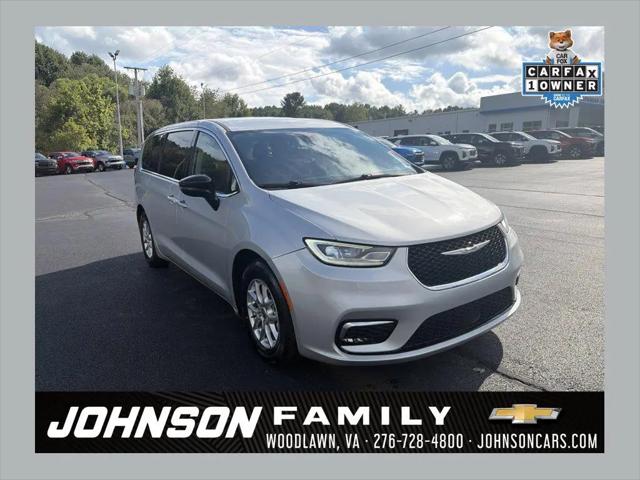 2024 Chrysler Pacifica Touring L for sale in Woodlawn, VA