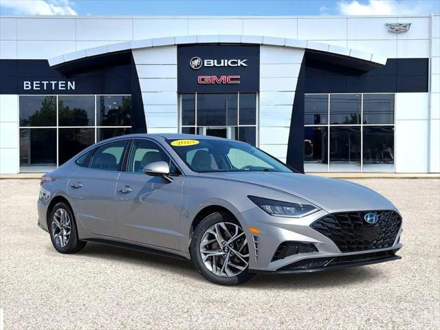 2023 Hyundai Sonata SEL for sale in Muskegon, MI