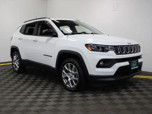 2022 Jeep Compass Latitude Lux 4x4 for sale in Rochester, NY
