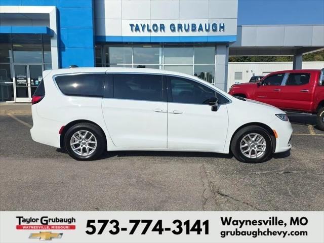 2024 Chrysler Pacifica Touring L for sale in Waynesville, MO