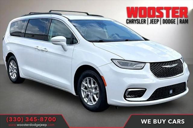 2022 Chrysler Pacifica Touring L for sale in Wooster, OH