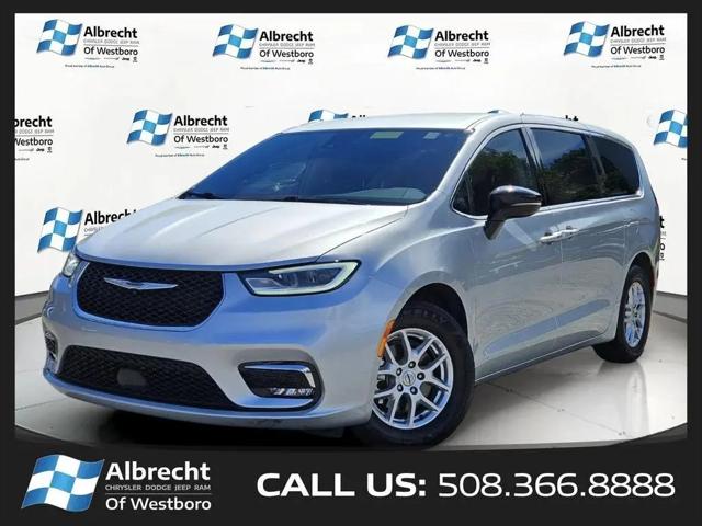 2024 Chrysler Pacifica Touring L for sale in Westborough, MA
