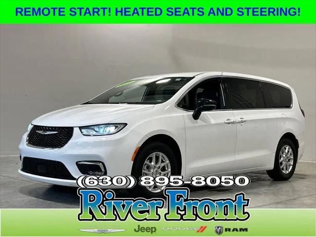 2025 Chrysler Pacifica Select for sale in North Aurora, IL