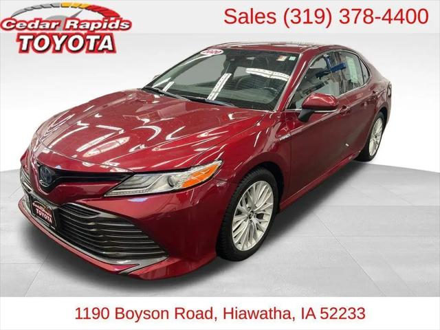 2020 Toyota Camry XLE Hybrid for sale in Hiawatha, IA