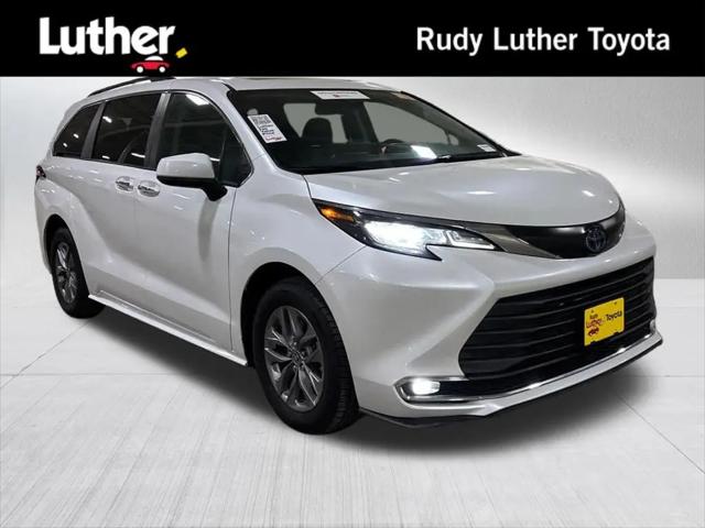 2022 Toyota Sienna XLE for sale in Minneapolis, MN