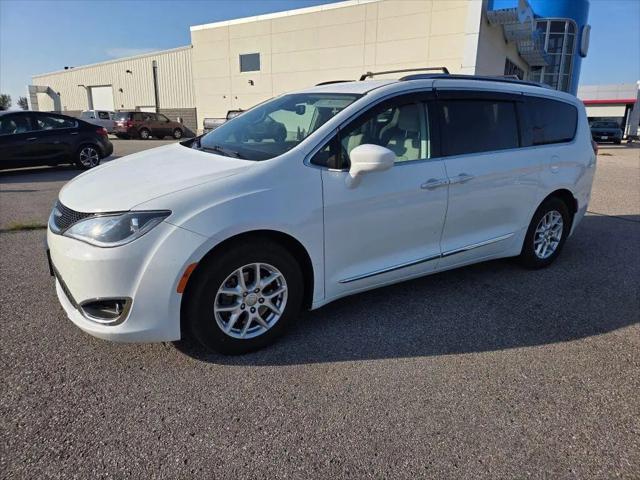 2020 Chrysler Pacifica Touring L for sale in Mason City, IA