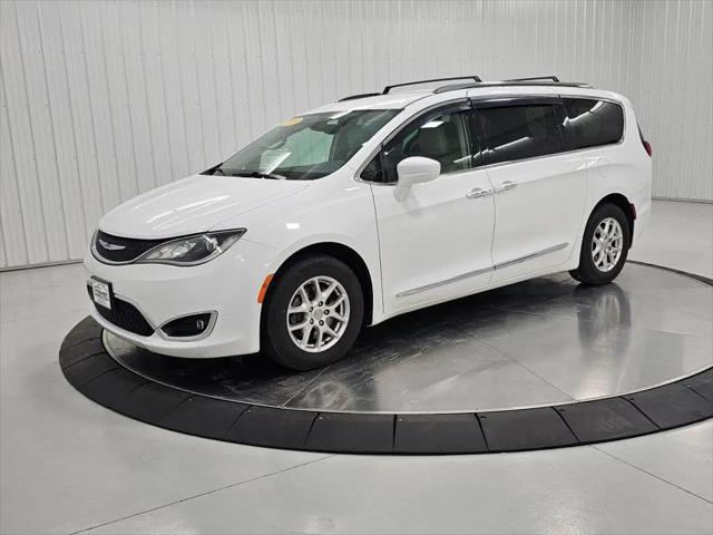 2020 Chrysler Pacifica Touring L for sale in Mason City, IA