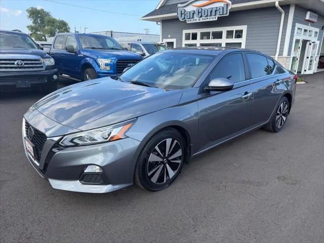 2022 Nissan Altima SV FWD for sale in Kenosha, WI