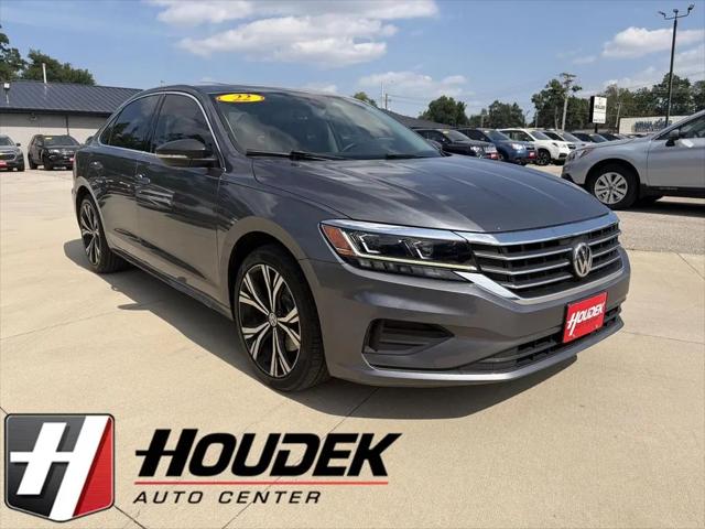 2022 Volkswagen Passat 2.0T SE for sale in Marion, IA