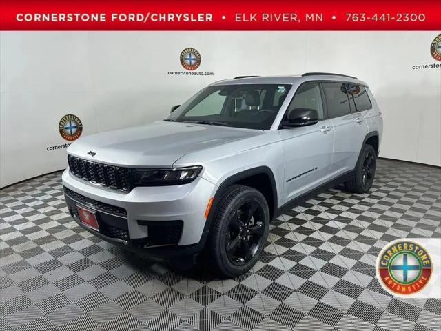 2022 Jeep Grand Cherokee L Altitude 4x4 for sale in Elk River, MN