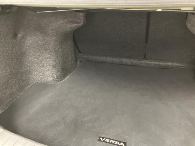 2017 Nissan Versa 1.6 SV