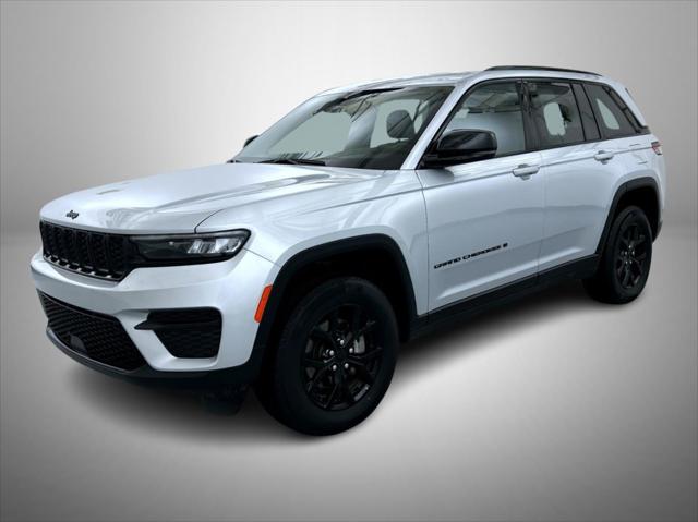 2025 Jeep Grand Cherokee Altitude 4x4 for sale in Blair, NE