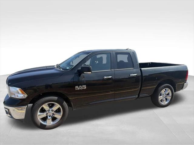 2017 RAM 1500 Lone Star Quad Cab 4x2 64 Box 2017 RAM 1500 Lone Star Quad Cab 4x2 64 Box