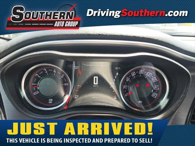 2017 Dodge Challenger SXT