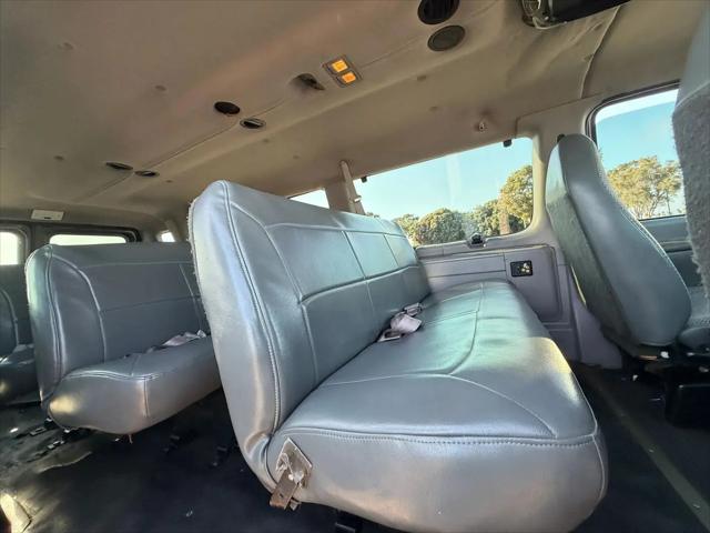 1998 Ford Econoline XL