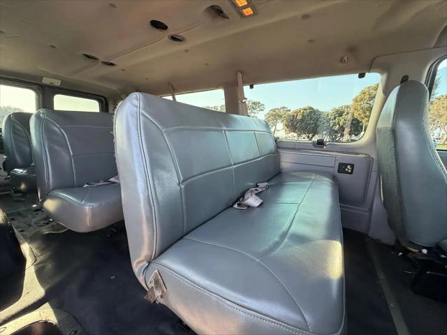 1998 Ford Econoline XL