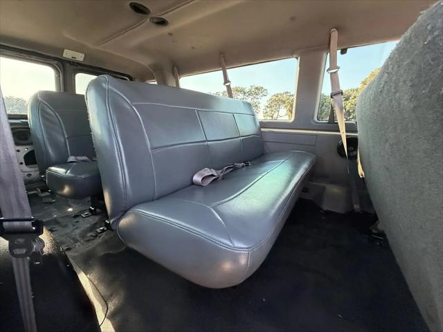 1998 Ford Econoline XL