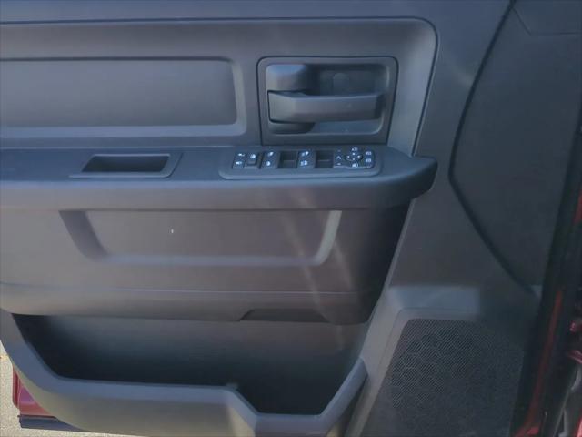 2026 Ram 2500 Black Express Crew Cab 4x4 64 Box