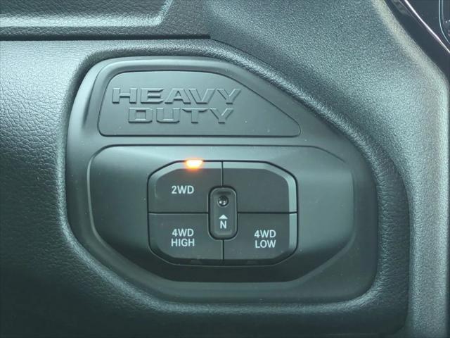2026 Ram 2500 Black Express Crew Cab 4x4 64 Box