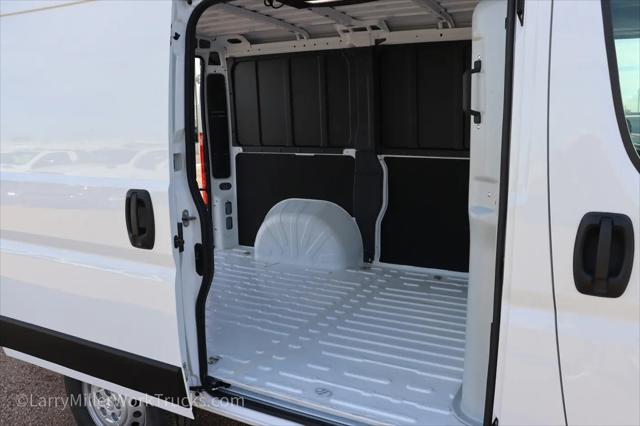 2025 Ram ProMaster Cargo Van Tradesman Low Roof 118 WB w/Pass Seat