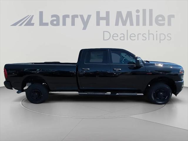 2025 Ram 2500 Tradesman Crew Cab 4x4 8 Box