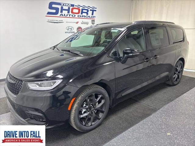 2026 Chrysler Pacifica Select for sale in Pikeville, KY