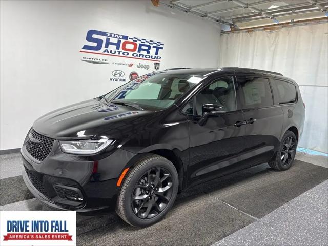 2026 Chrysler Pacifica Select AWD for sale in Pikeville, KY