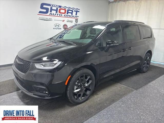 2026 Chrysler Pacifica Select AWD for sale in Pikeville, KY